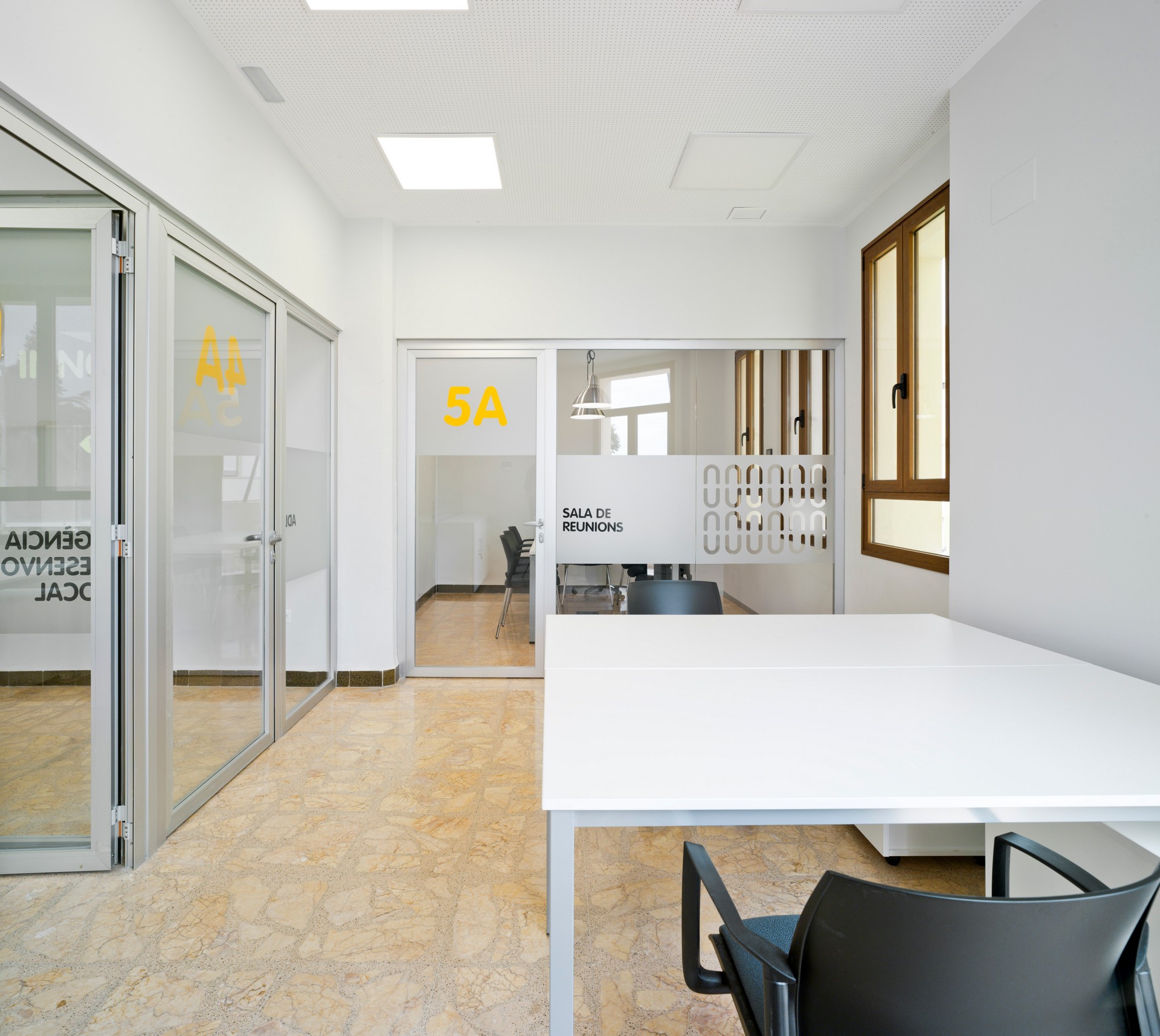 VIVERO DE EMPRESAS EN NULES